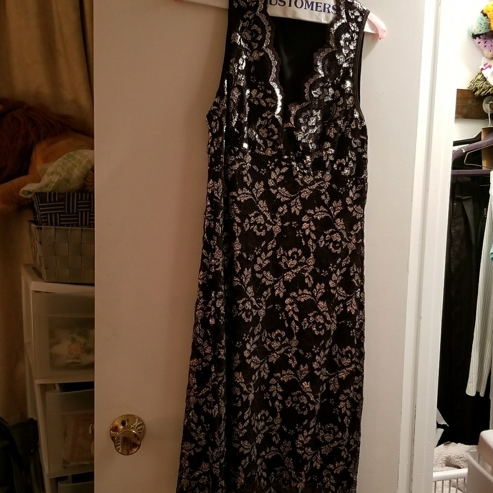 Karen Kane lace and metallic low v neck dress!